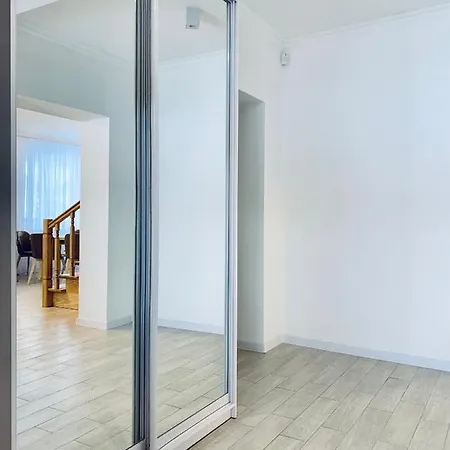 макс Holiday home