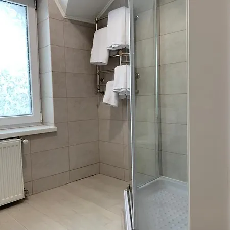 Holiday home макс *