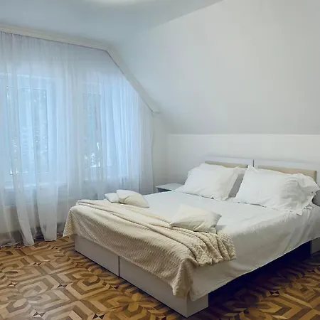 макс Holiday home