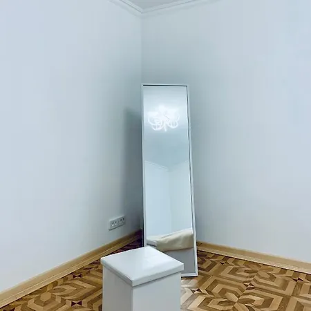 макс *